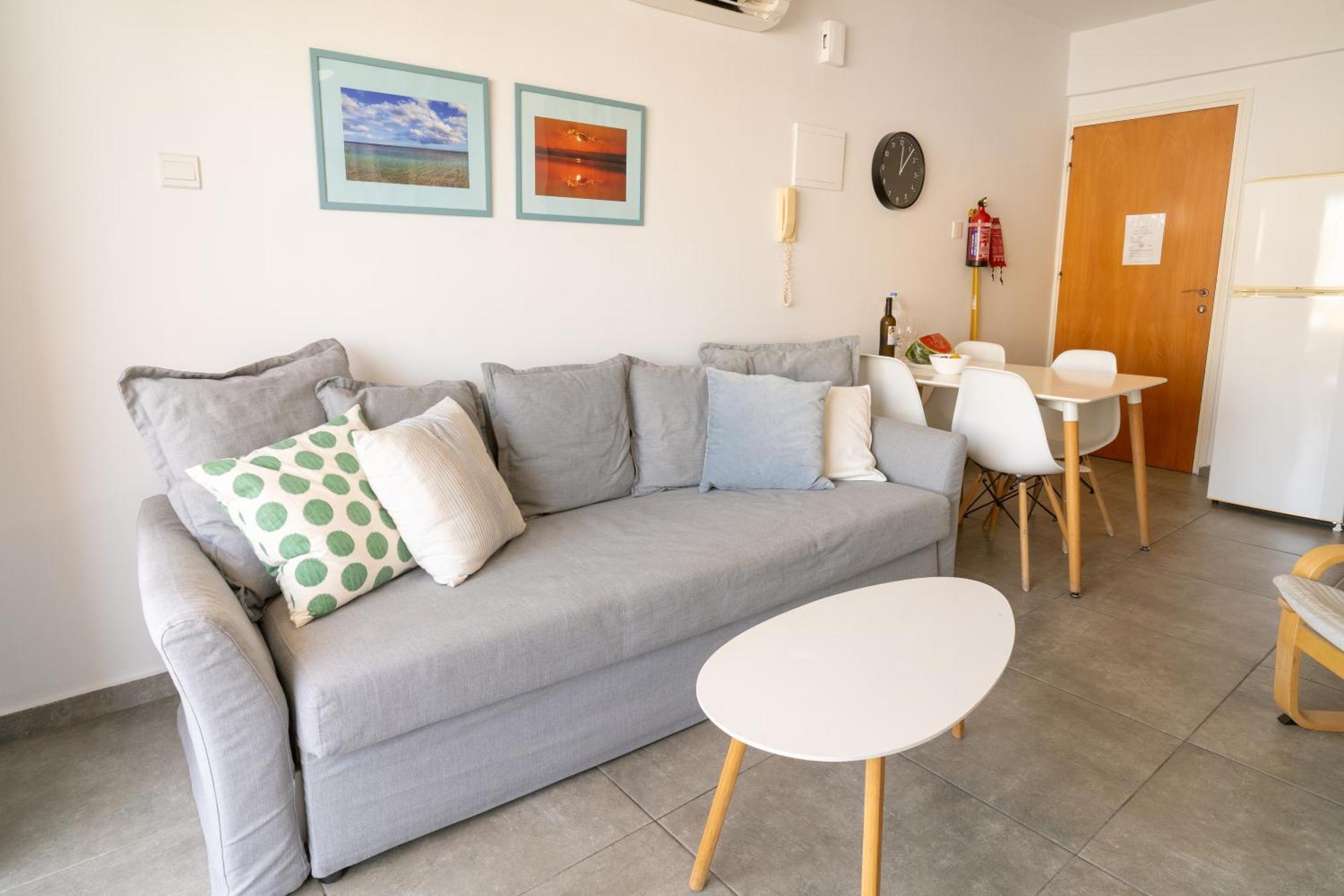 Blu Mackenzie 1 Bdr Flat With Pool Apartment Larnaca Exterior photo